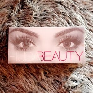Huda Beauty Lashes